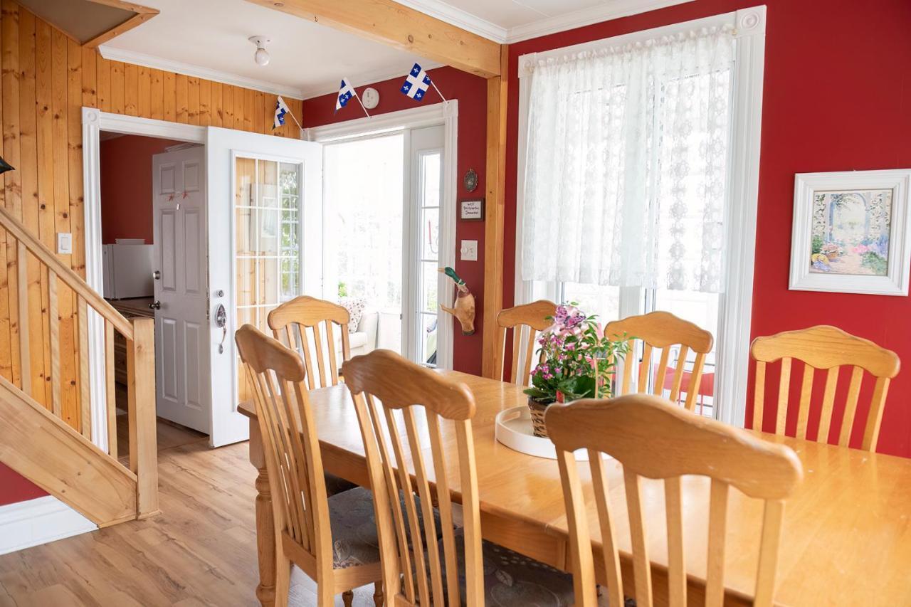 Bed and Breakfast Bed & Cafe Petit Papillon Grandes-Bergeronnes Exterior foto