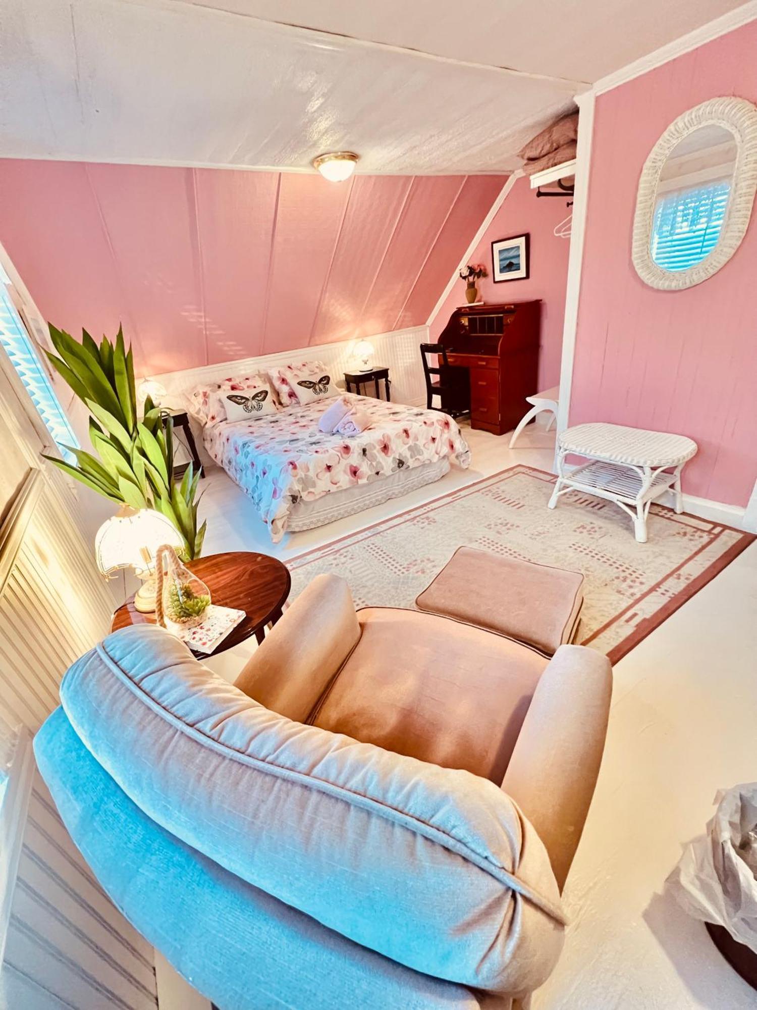 Bed and Breakfast Bed & Cafe Petit Papillon Grandes-Bergeronnes Exterior foto
